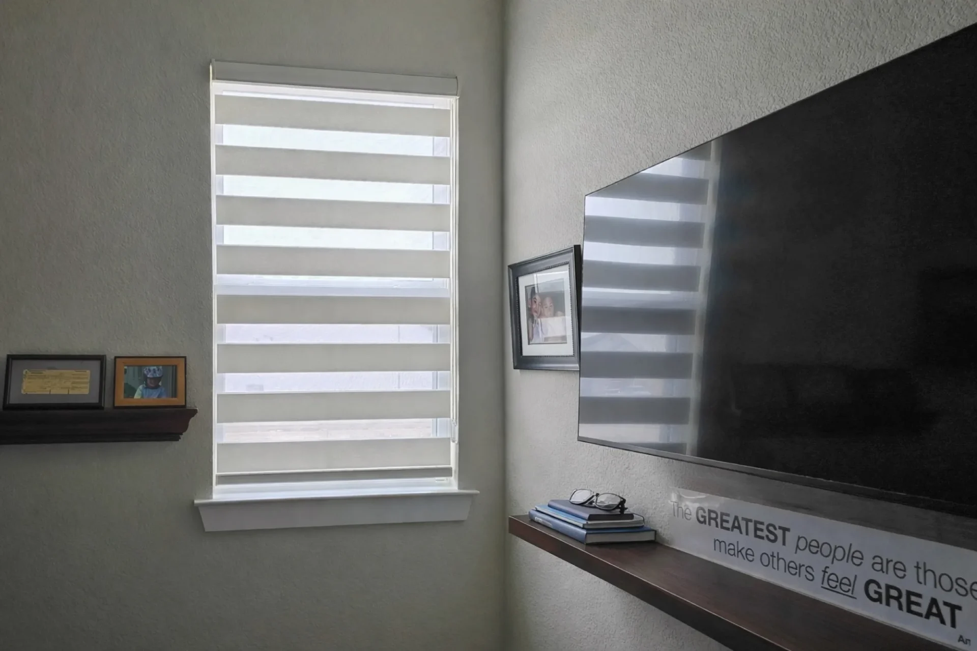 Lebanon ivory zebra shades installed in a Justin, TX home