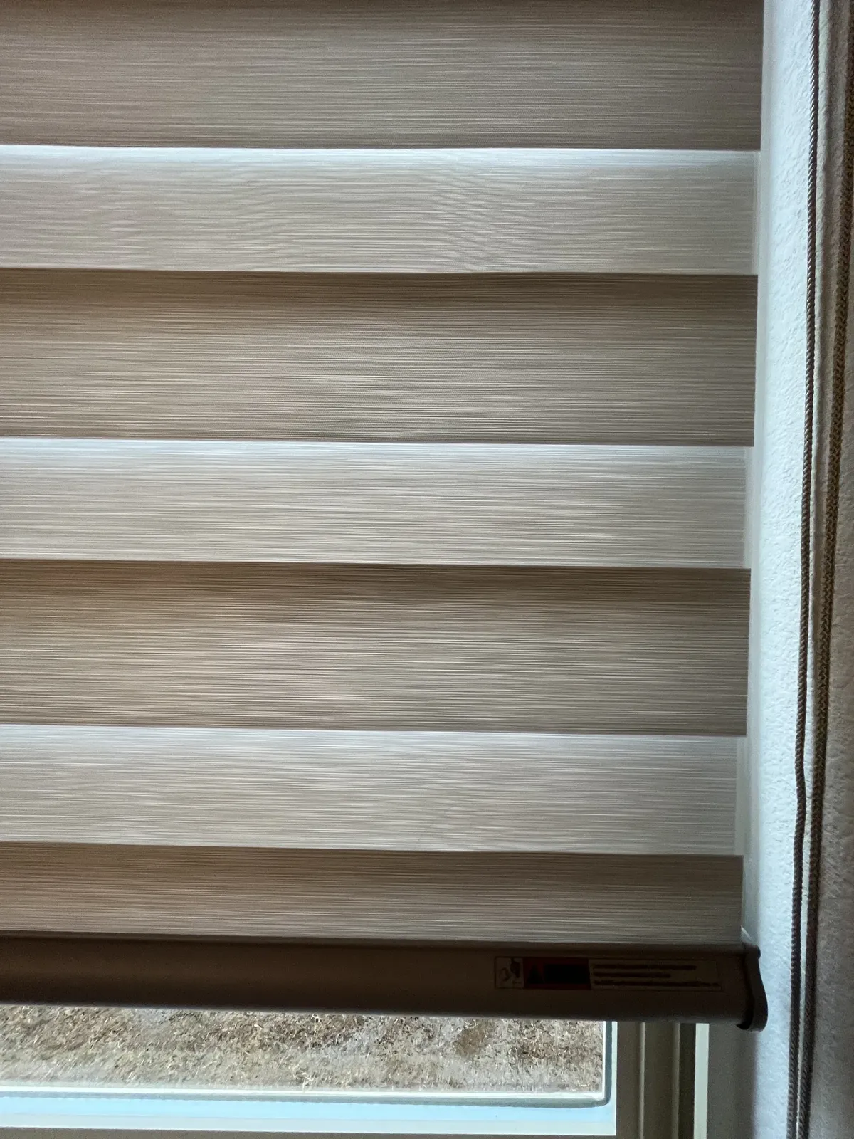 Close-up of the sheer and solid bands on a zebra shade